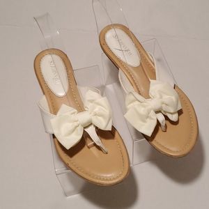 Saint John's Bay white women's sandals